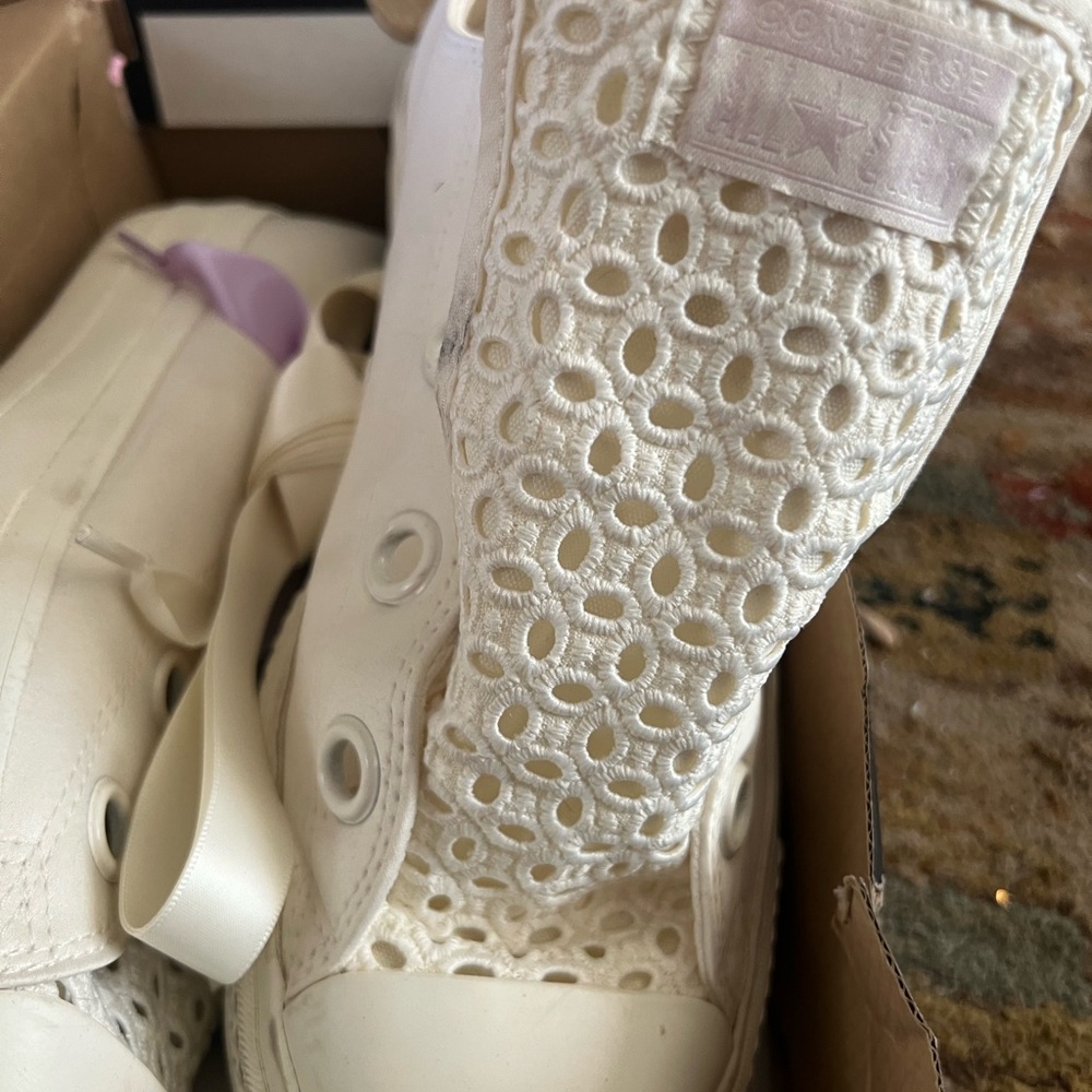 Converse Egret and Lilac Daze CTAS Lift OX